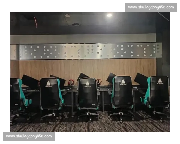 轻松下载电竞赛事APP畅享精彩赛事直播与互动体验 - 副本 - 副本 轻松下载电竞赛事APP畅享精彩赛事直播与互动体验 - 副本 - 副本